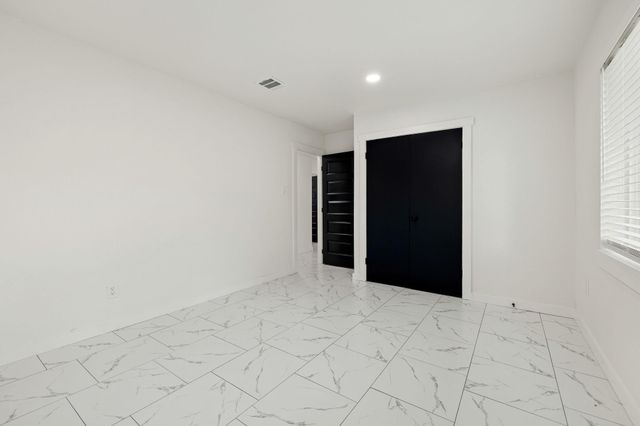 7990 Sparta Street, Houston, TX 77028