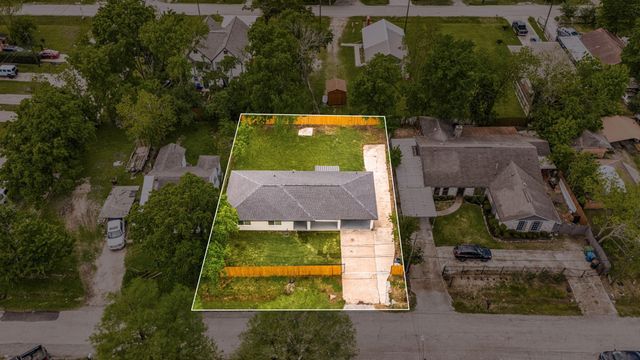 7990 Sparta Street, Houston, TX 77028