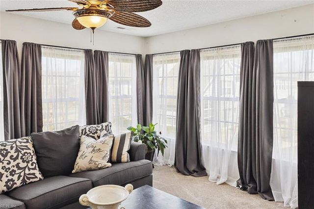 1307 Cheriton LN, Suffolk, VA 23434