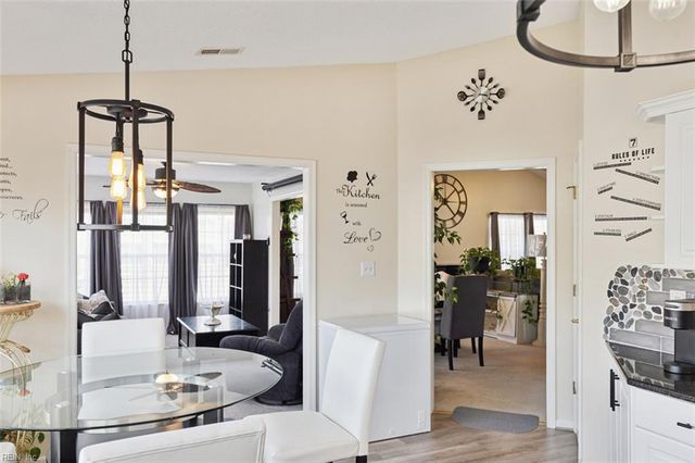 1307 Cheriton LN, Suffolk, VA 23434