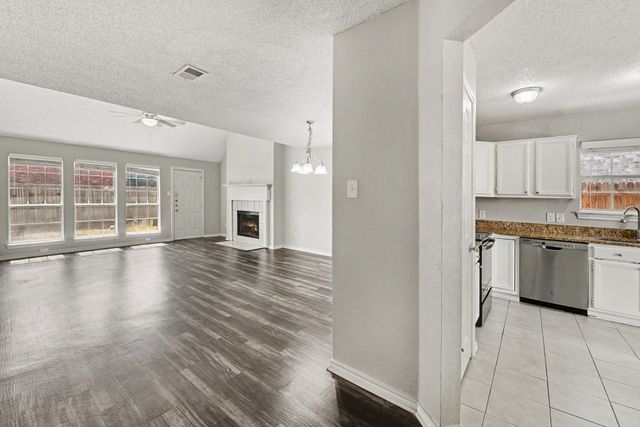 708 Willow Oak Drive, Allen, TX 75002