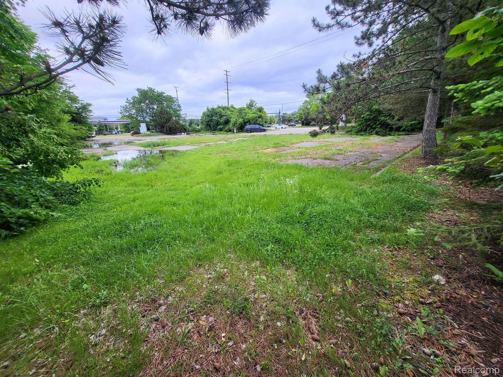 7125 N LILLEY Road, Canton Twp, MI 48187