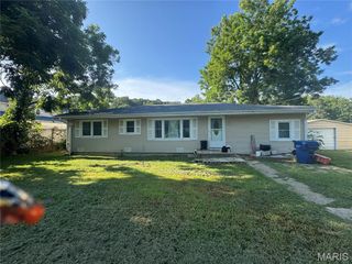 1802 Pearson Street, Waynesville, MO 65583