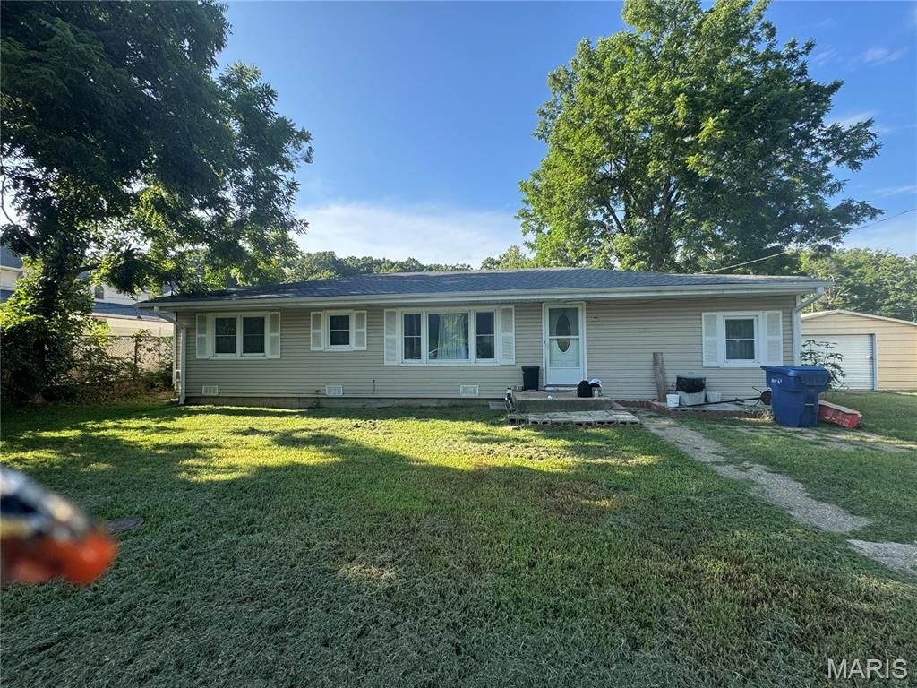 1802 Pearson Street, Waynesville, MO 65583