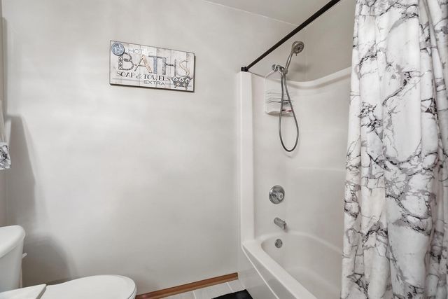 4705 Baccarrat Court, Joliet, IL 60431