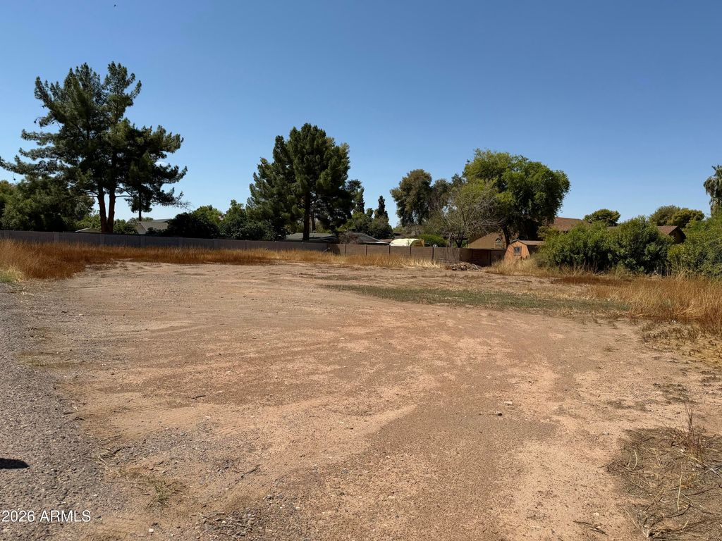 1605 E CHANDLER Boulevard 26, Chandler, AZ 85225 — exterior