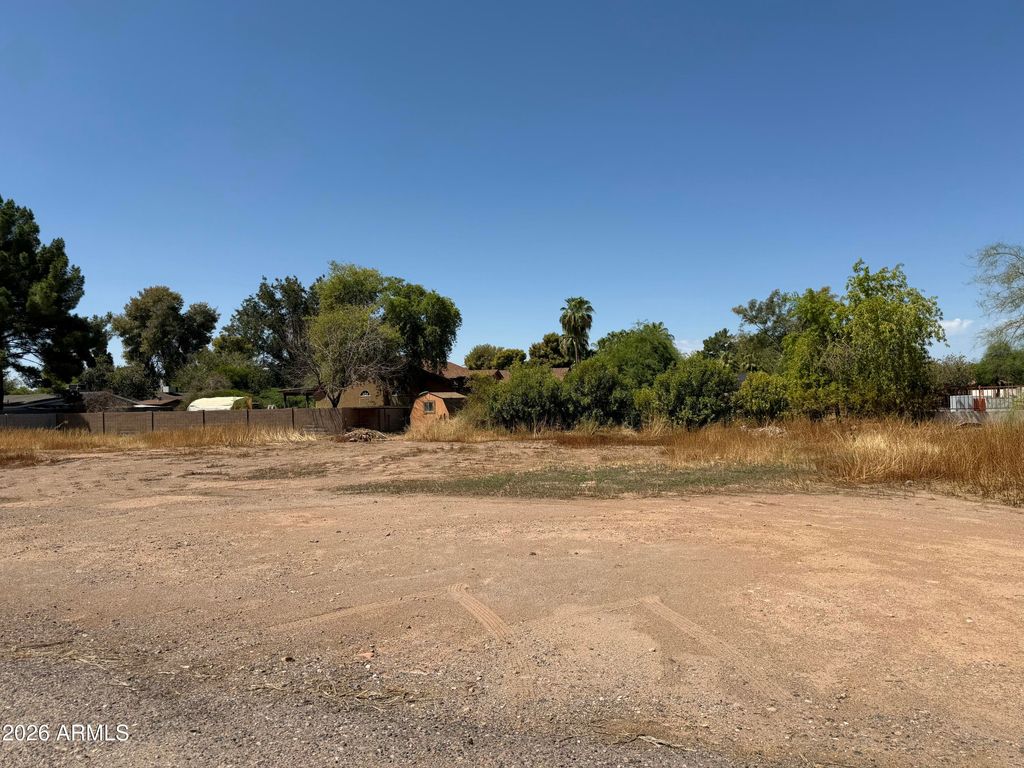 1605 E CHANDLER Boulevard 26, Chandler, AZ 85225 — photo 3