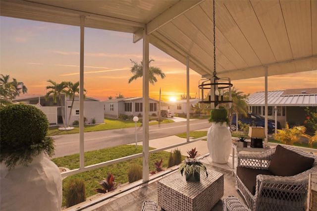 701 AQUI ESTA DRIVE 52, Punta Gorda, FL 33950