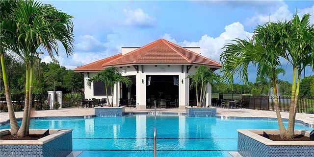 8580 Naples Heritage DR 621, Naples, FL 34112