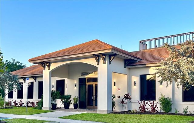 8580 Naples Heritage DR 621, Naples, FL 34112