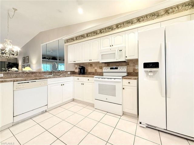 8580 Naples Heritage DR 621, Naples, FL 34112