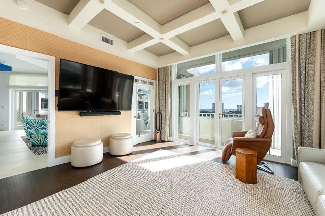 300 SE 5th Avenue 8140, Boca Raton, FL 33432