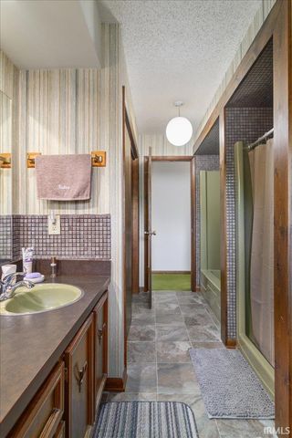 802 Wilson Avenue, Princeton, IN 47670