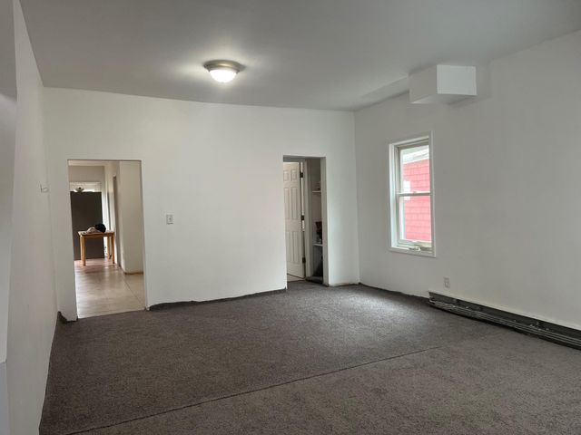 16 Doe Place, Staten Island, NY 10310