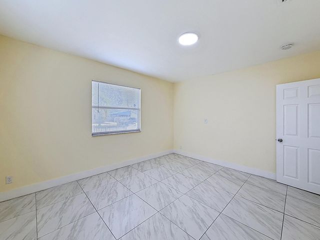 2037 Washington Street, Hollywood, FL 33020