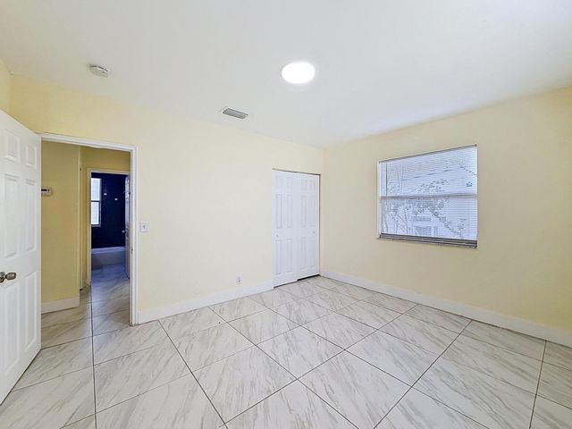 2037 Washington Street, Hollywood, FL 33020