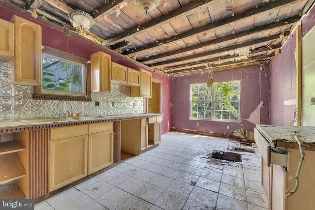2528 MARKET ST, Port Norris, NJ 08349