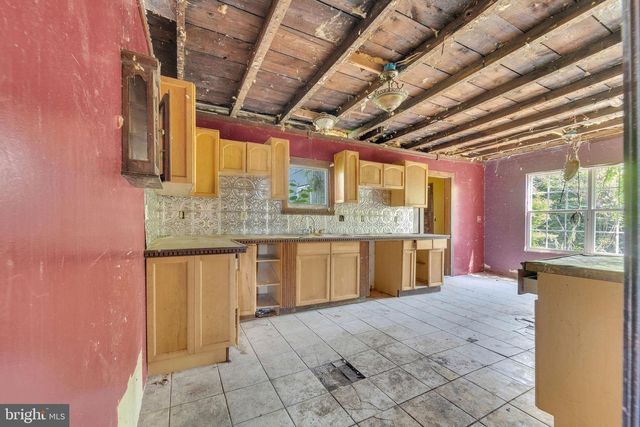 2528 MARKET ST, Port Norris, NJ 08349