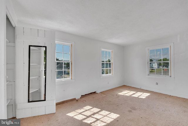 2528 MARKET ST, Port Norris, NJ 08349