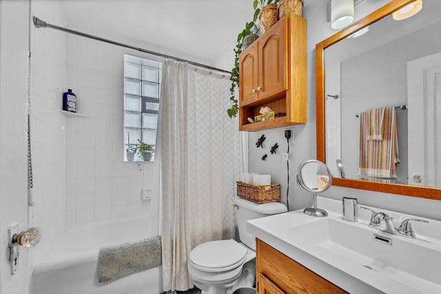 2332 Jerome BOULEVARD, Racine, WI 53403