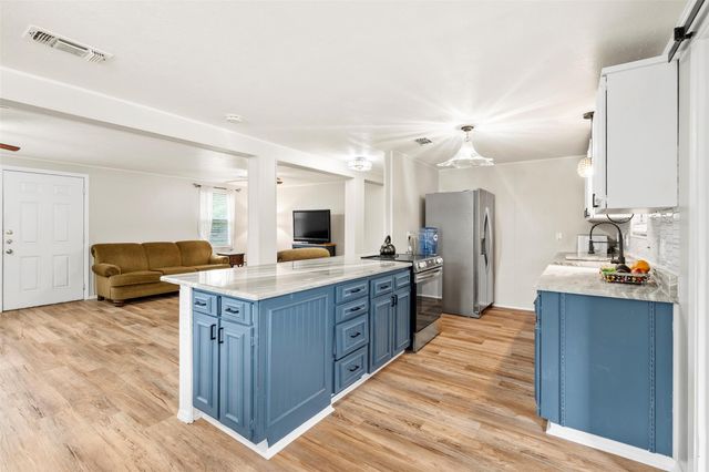 51 Cliffside CIR, Belton, TX 76513