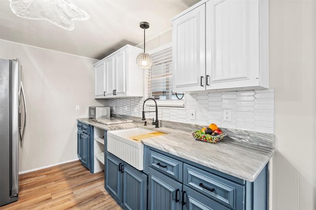 51 Cliffside CIR, Belton, TX 76513