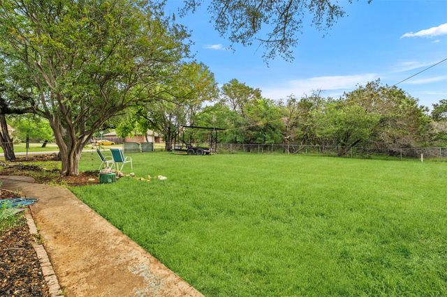 51 Cliffside CIR, Belton, TX 76513