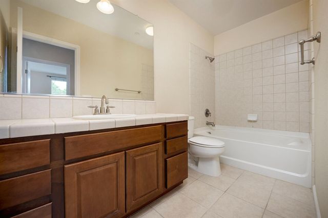 7910 Walerga Rd #706, Antelope, CA 95843