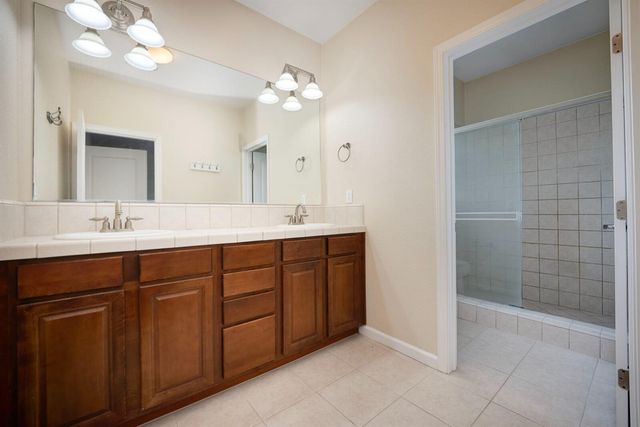 7910 Walerga Rd #706, Antelope, CA 95843