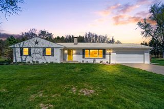 5260 Texas Drive, Kalamazoo, MI 49009