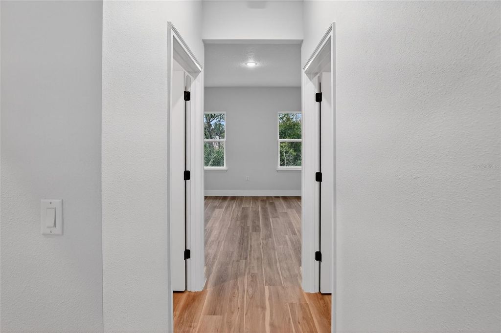 Image 19 of property listing at 6241 SW 154TH LANE ROAD, Ocala, FL 34473