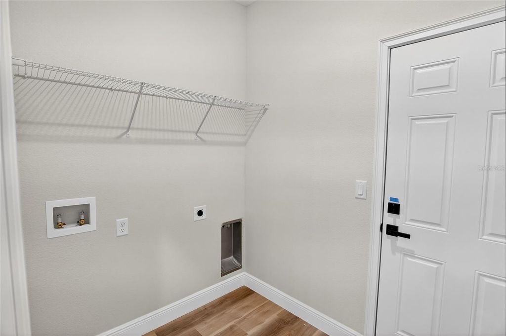 Image 24 of property listing at 6241 SW 154TH LANE ROAD, Ocala, FL 34473