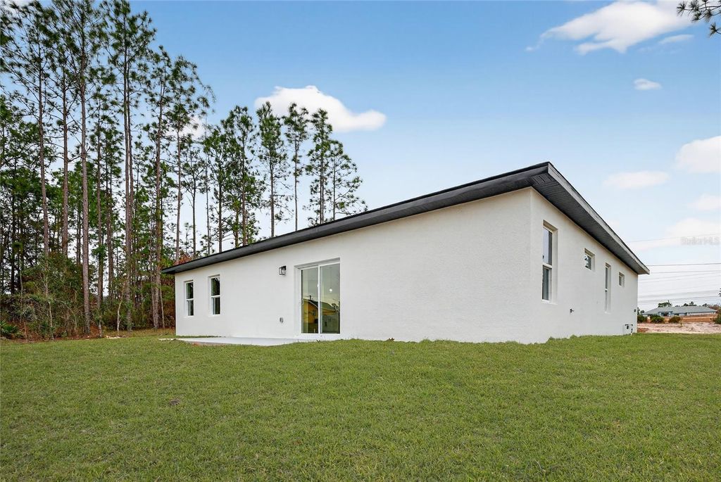Image 28 of property listing at 6241 SW 154TH LANE ROAD, Ocala, FL 34473