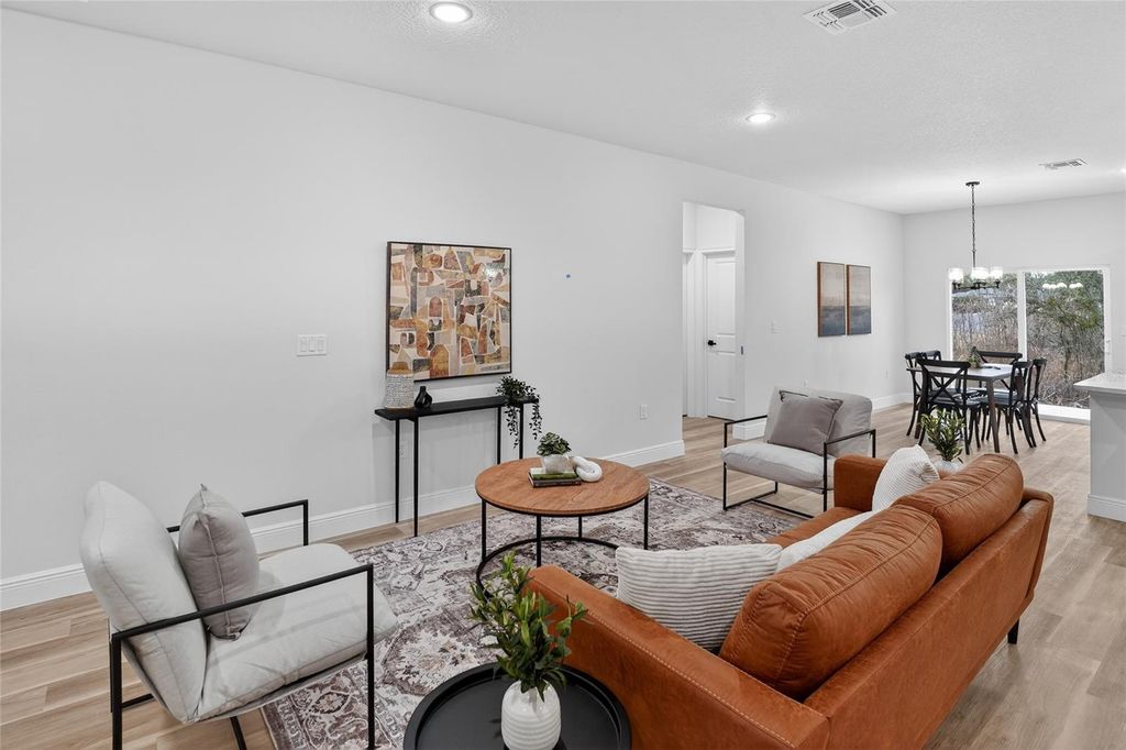 Image 4 of property listing at 6241 SW 154TH LANE ROAD, Ocala, FL 34473