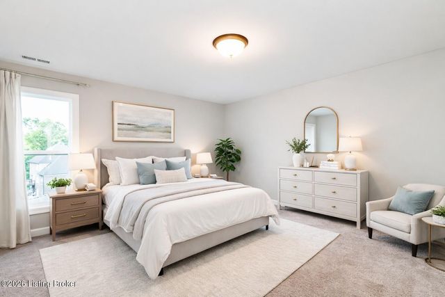 17400 Shakes Creek Dr, Louisville, KY 40023