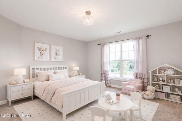 17400 Shakes Creek Dr, Louisville, KY 40023