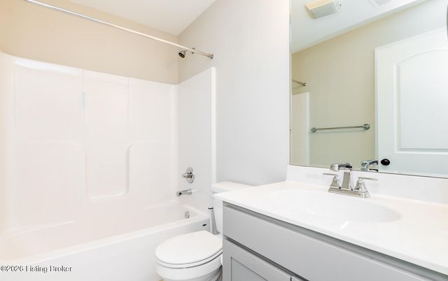 17400 Shakes Creek Dr, Louisville, KY 40023