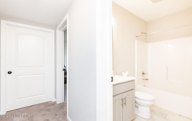 17400 Shakes Creek Dr, Louisville, KY 40023