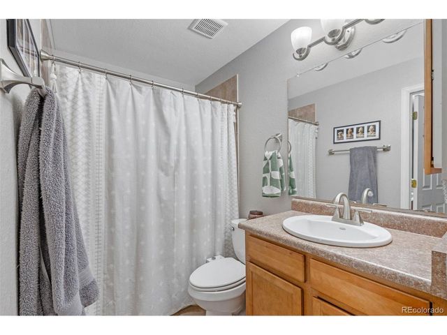 4432 Elkhart St, Denver, CO 80239