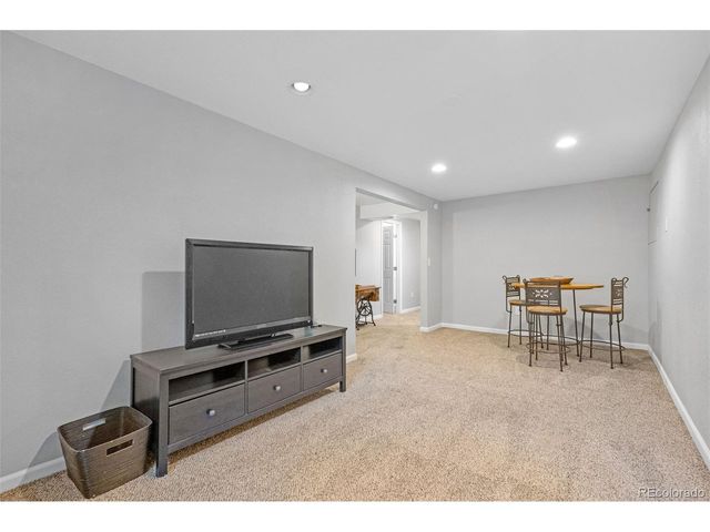 4432 Elkhart St, Denver, CO 80239