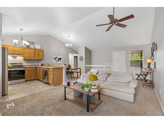4432 Elkhart St, Denver, CO 80239