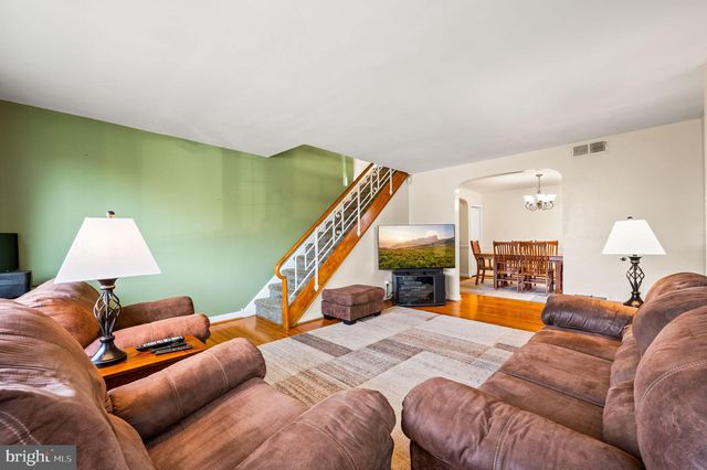 2746 FULLER STREET, Philadelphia, PA 19152