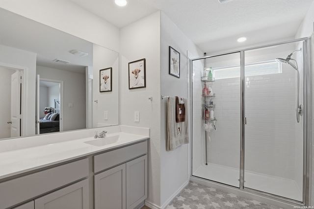 1004 Village Run, Seguin, TX 78155