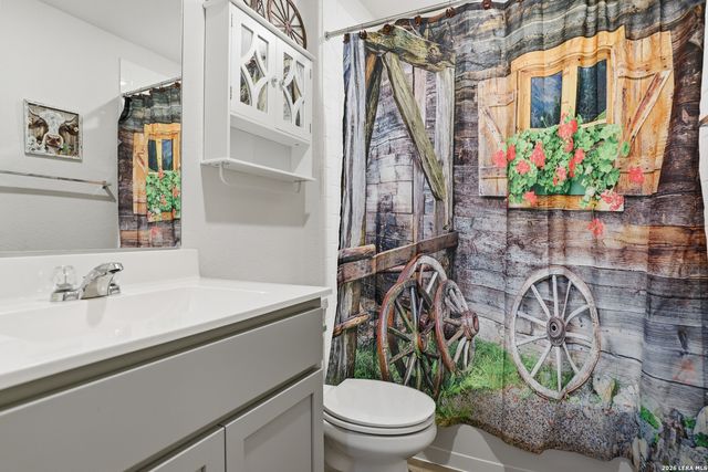 1004 Village Run, Seguin, TX 78155
