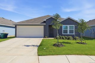 1004 Village Run, Seguin, TX 78155