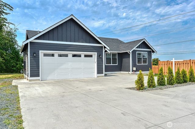 1112 Falcon Court, Everson, WA 98247