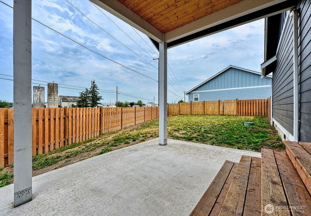 1112 Falcon Court, Everson, WA 98247