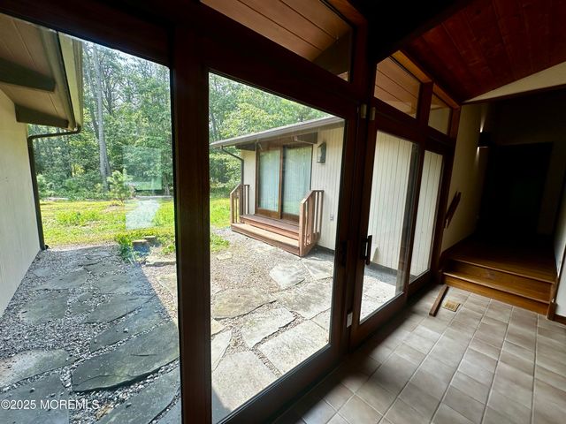 8 Evergreen Drive, Little Egg Harbor, NJ 08087