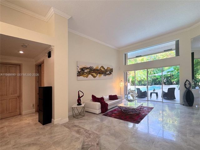 375 Sabal Way, Weston, FL 33326