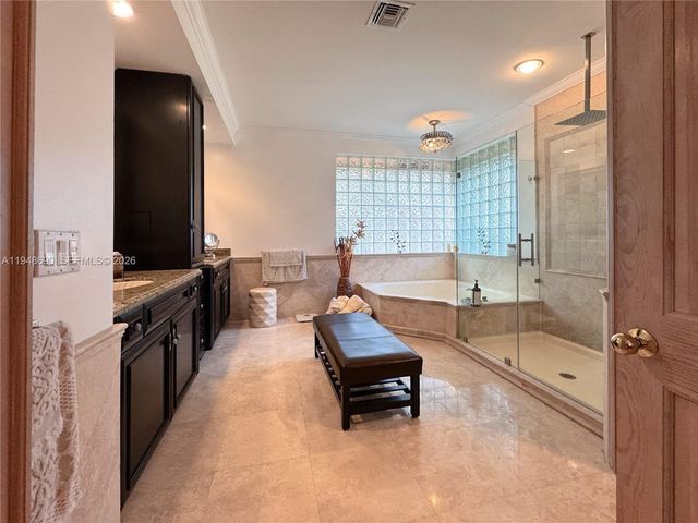 375 Sabal Way, Weston, FL 33326